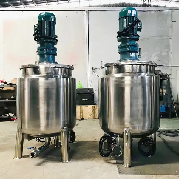 1764135477525681.png 不銹鋼反應(yīng)釜 (1).png
